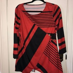 Beautiful orange and black top size Med